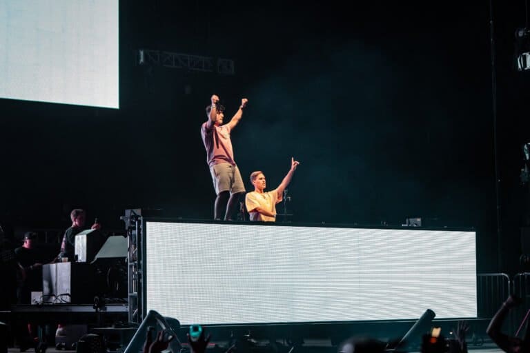 Loud Luxury