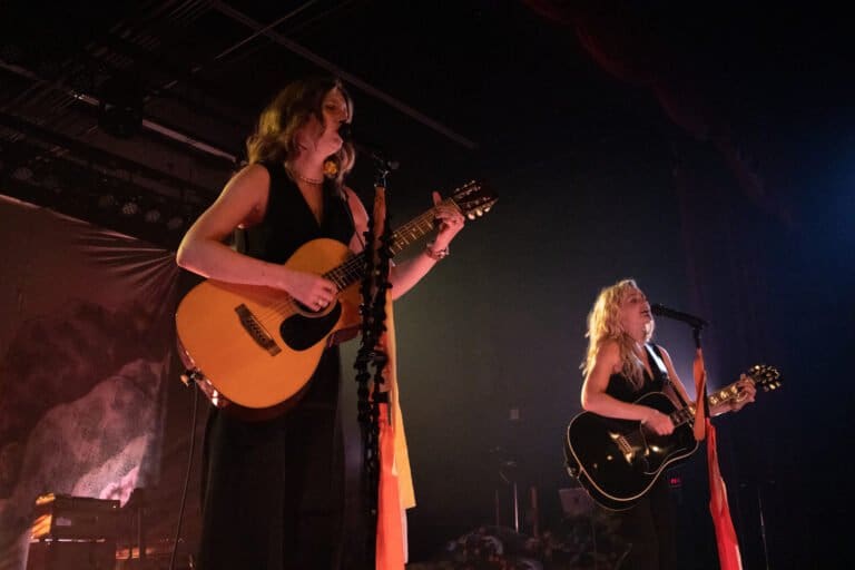Aly & AJ