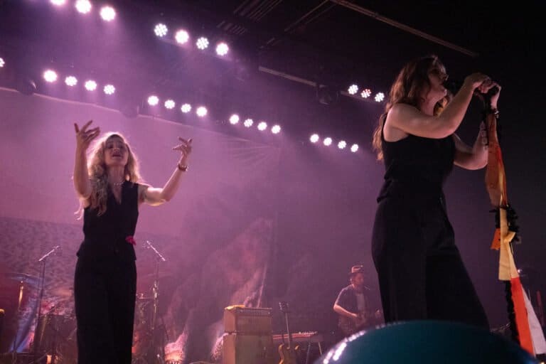Aly & AJ