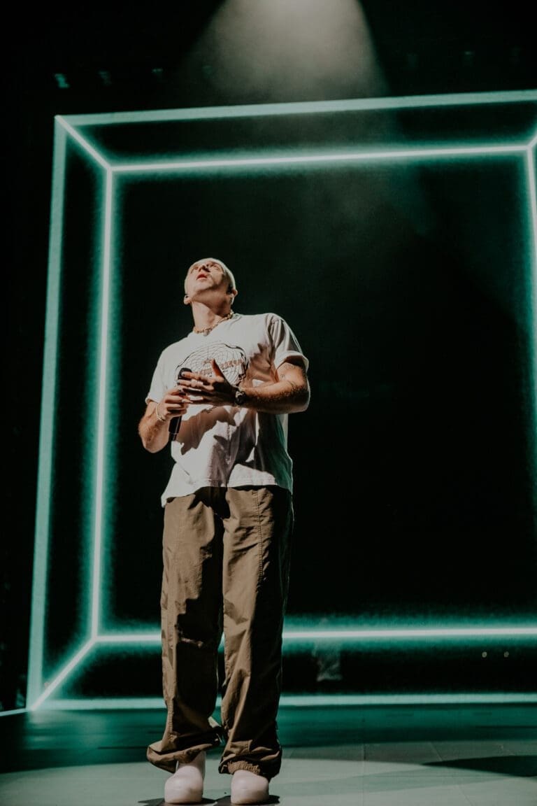 Lauv