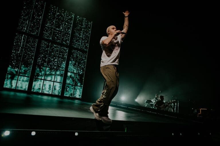 Lauv