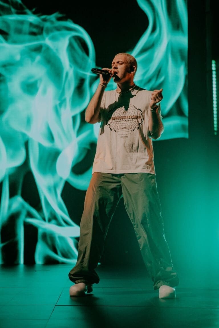 Lauv