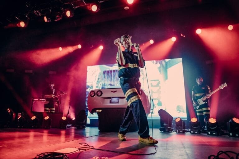 Joywave