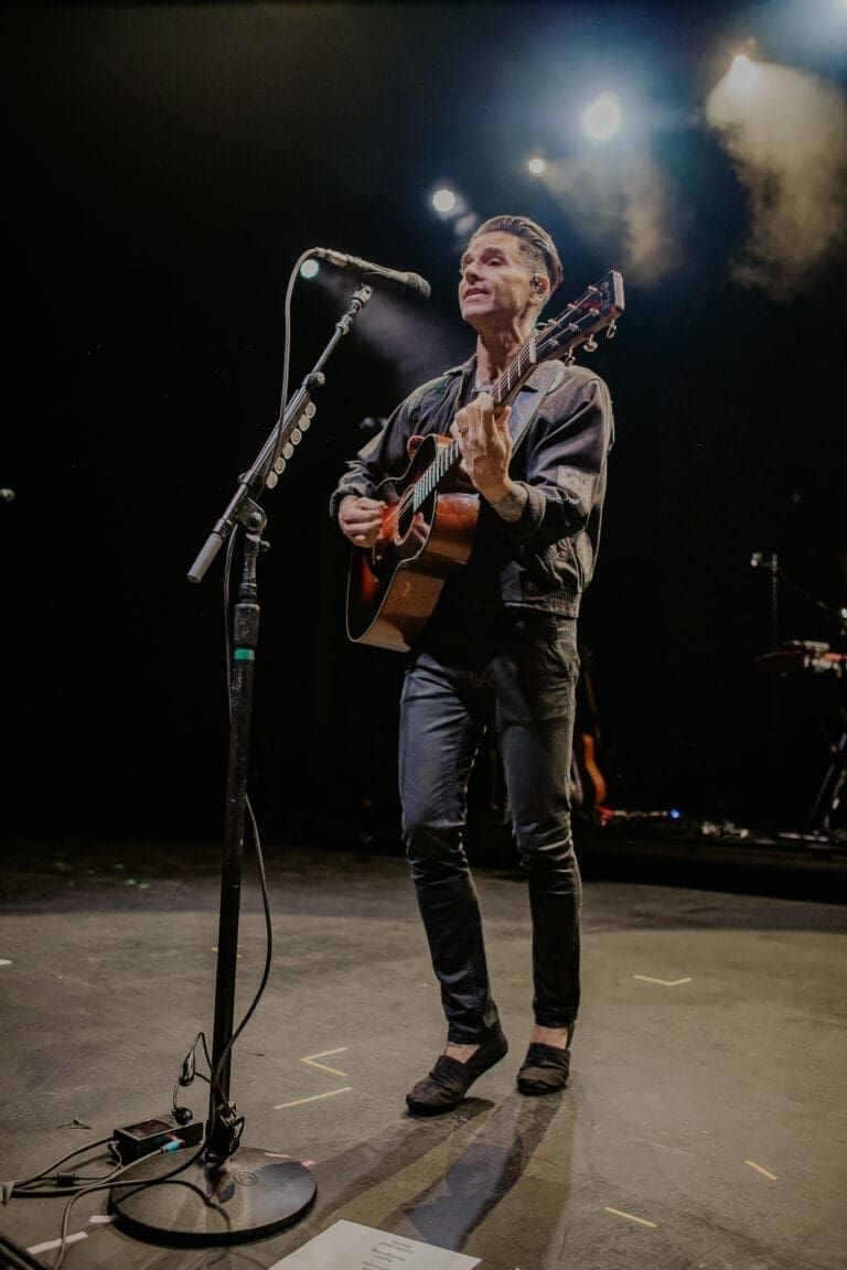 Dashboard Confessional