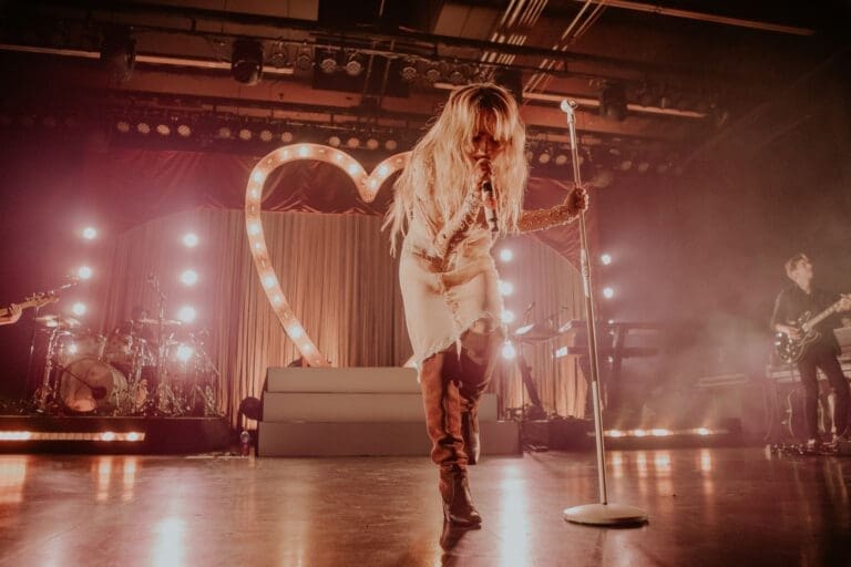 Sabrina Carpenter