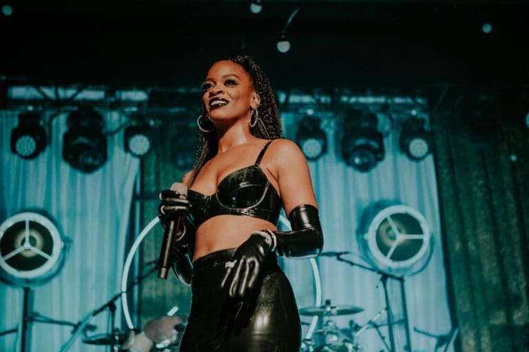 Ari Lennox