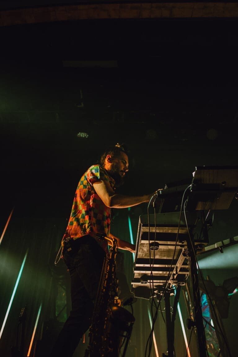 M83