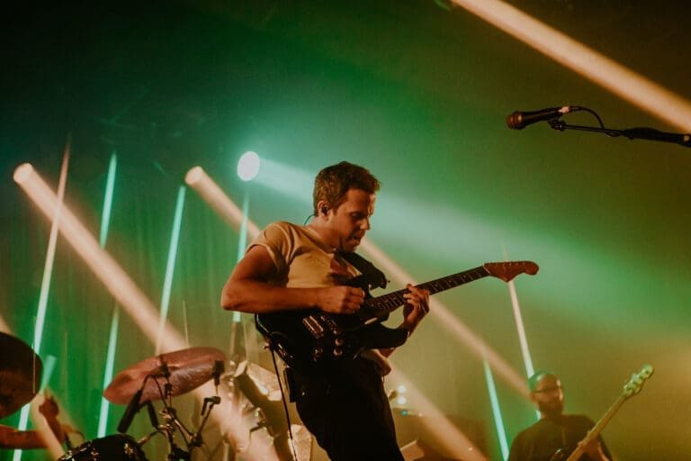 M83