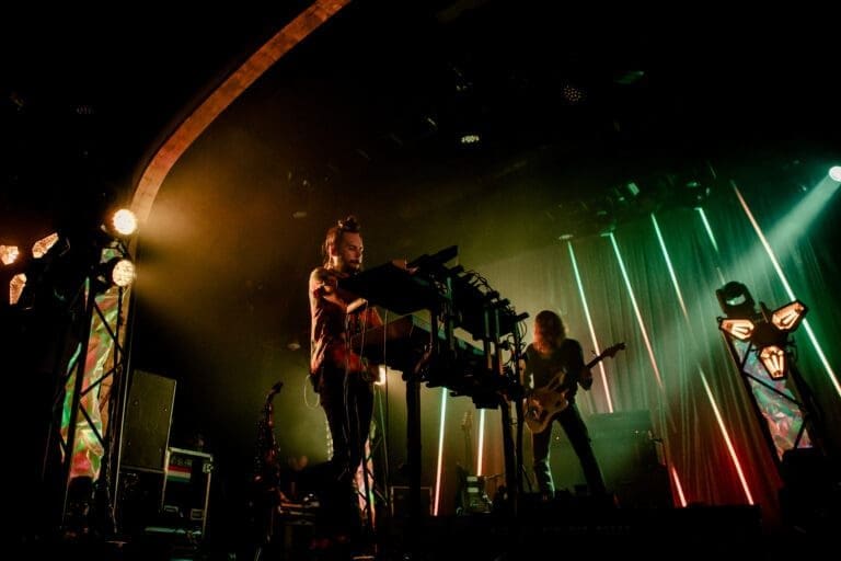M83