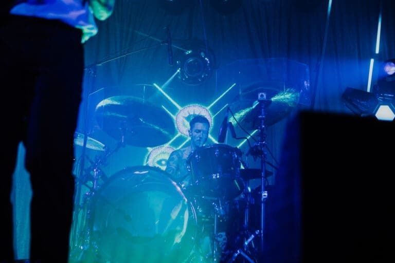 M83
