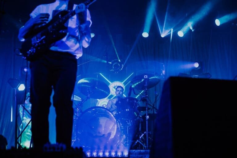 M83