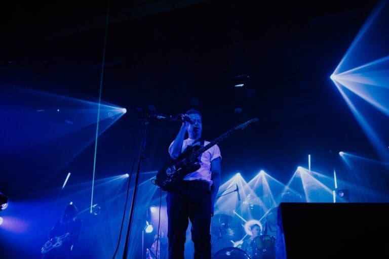 M83