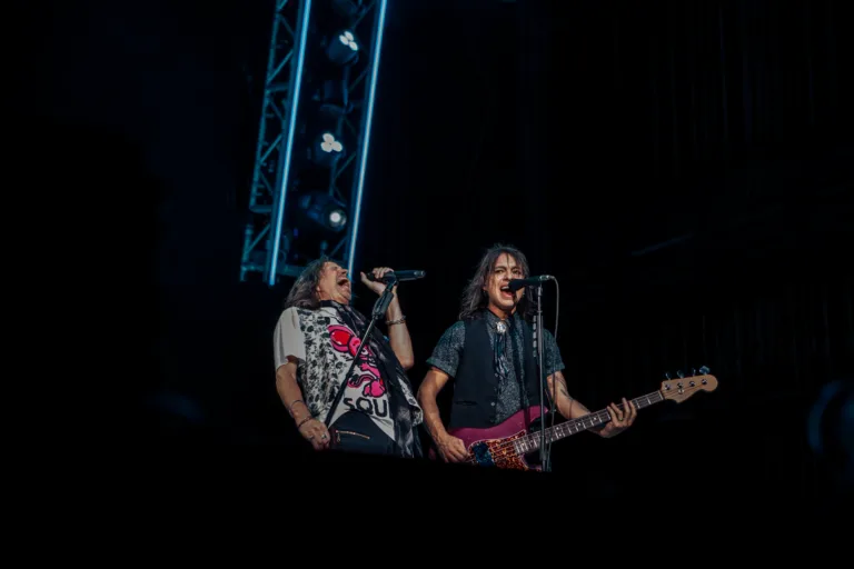 Foreigner-13