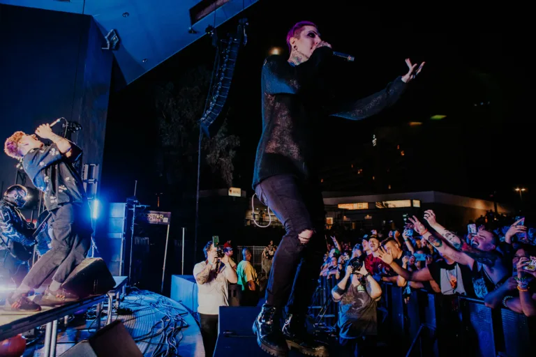 Motionless in White