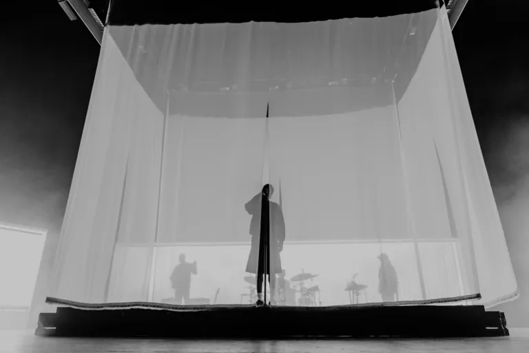DanielCaesar-11
