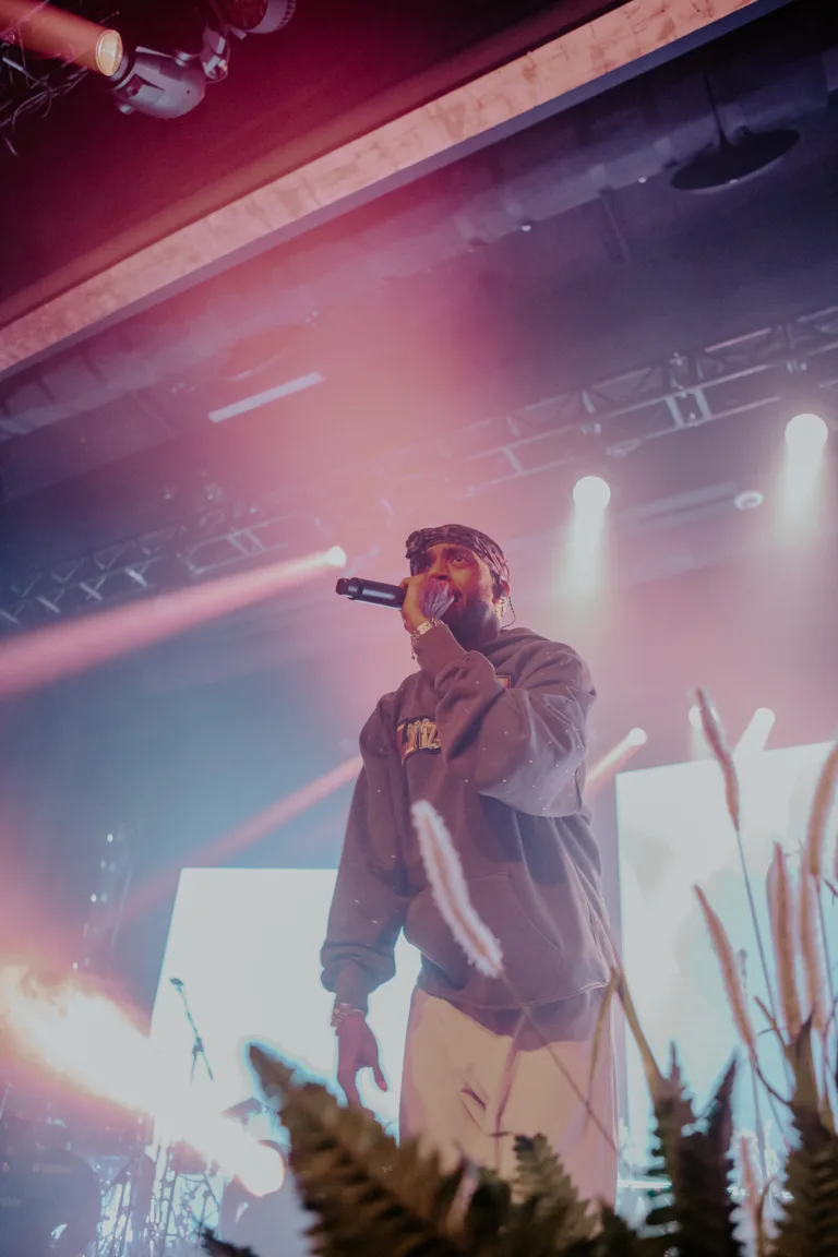 6LACK