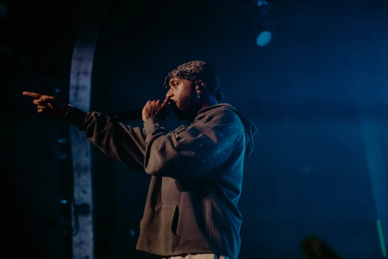 6LACK
