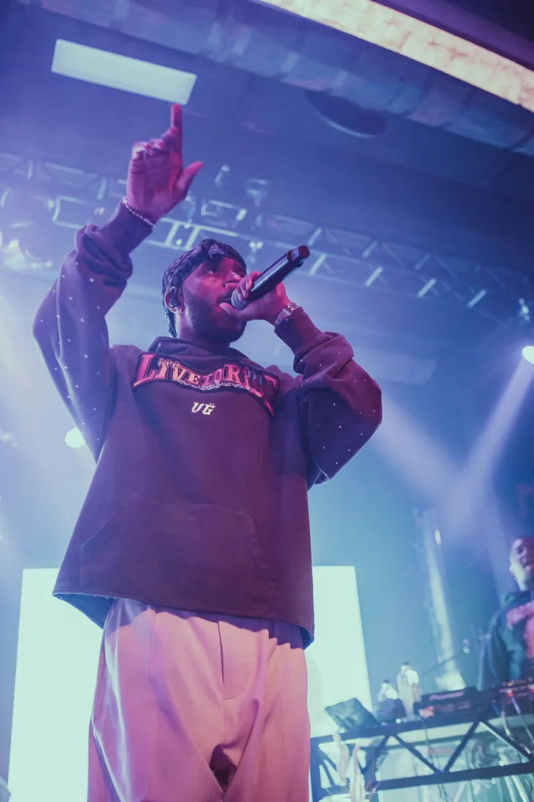 6LACK