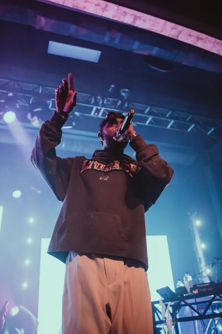 6LACK