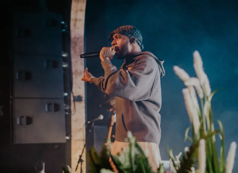 6LACK