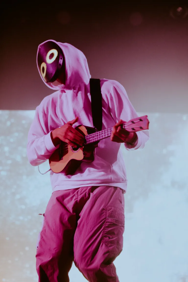 Boywithuke
