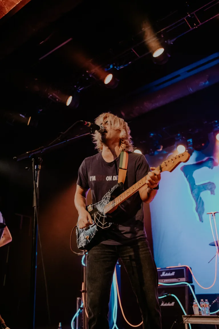 FIDLAR