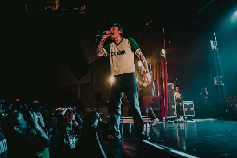 Neck Deep