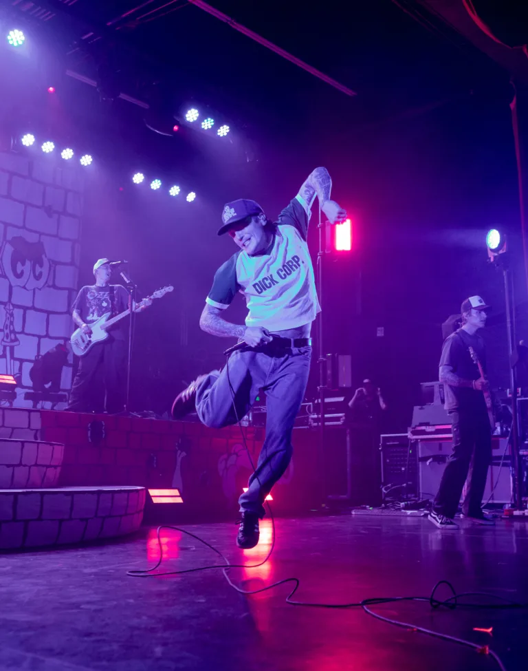 Neck Deep